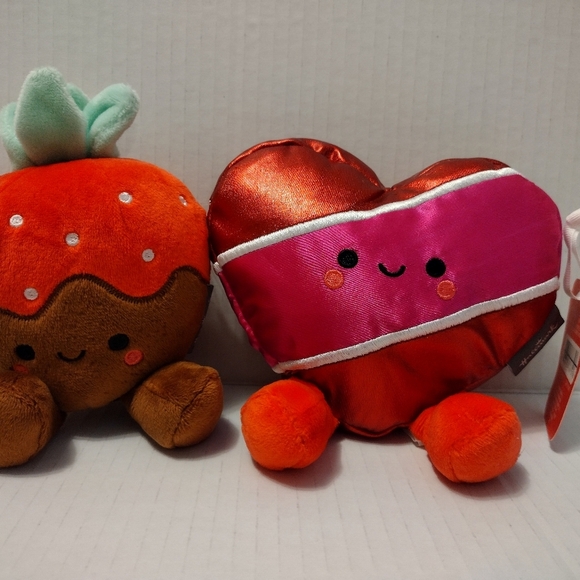 Valentine's Bundle Gift Pack - Picture 4 of 8